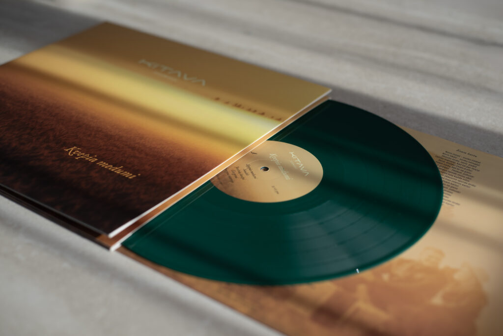 Vinilas „Kvepia medumi”